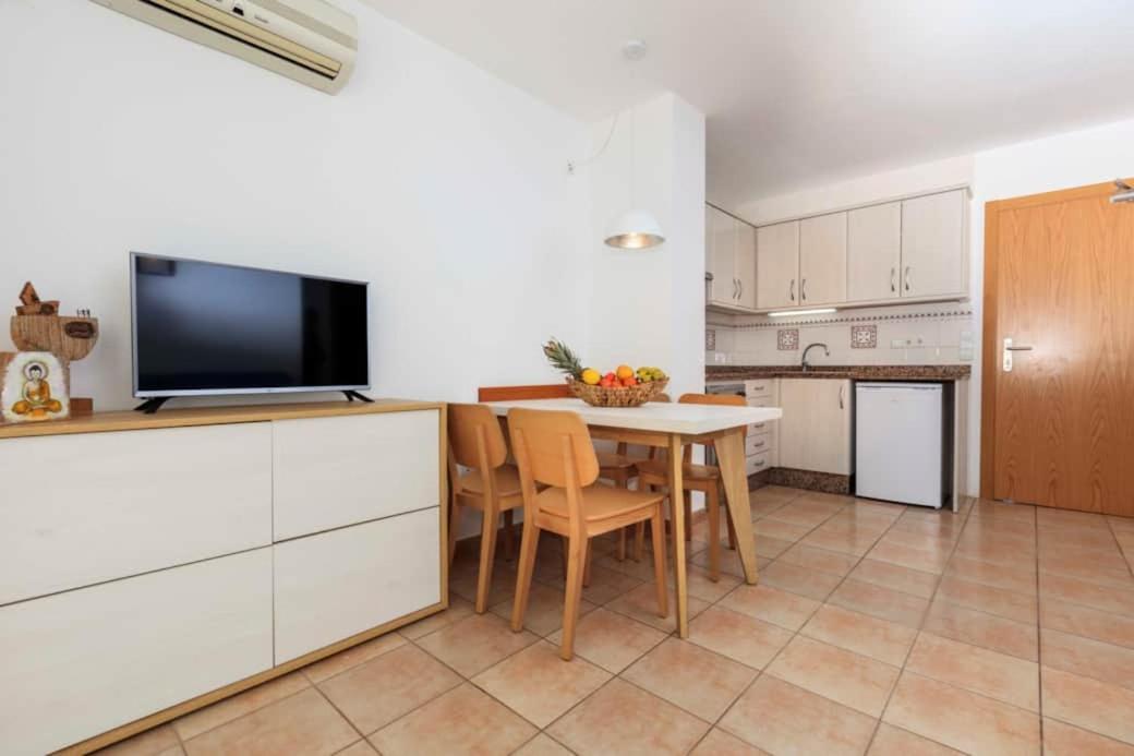 Apartamentos Sa Varadero 3S Con Vista Mare Laterale Ес Пухолс Екстериор снимка